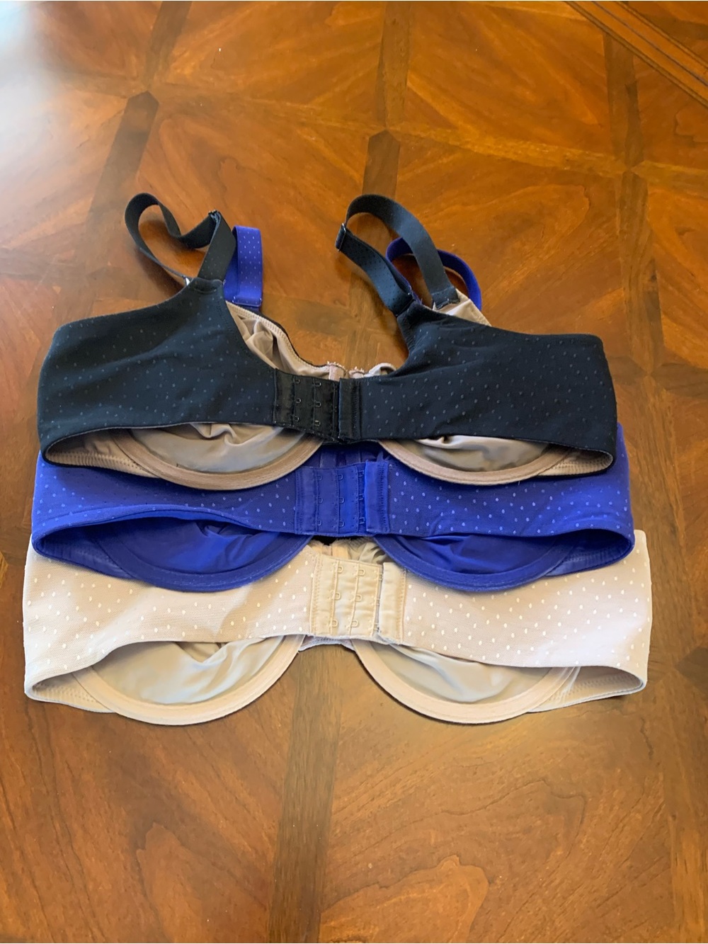 Wacoal Back Appeal Underwire Bra - Cream, Blue and Black. Size 38DD - Picture 2 of 3